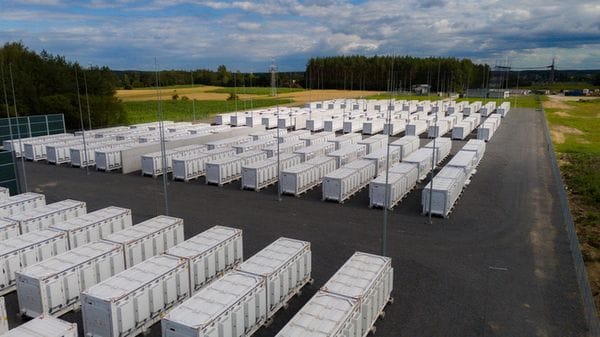 Unicredit finanzia 2 impianti a batterie di Greenvolt in Polonia