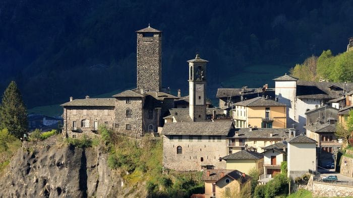 a crespi si arriva solo a piedi dalle alte valli all8217isola trasporti pubblici poco turistici da Ecodibergamo.it a crespi si arriva solo a piedi dalle alte valli all8217isola trasporti pubblici poco turistici
