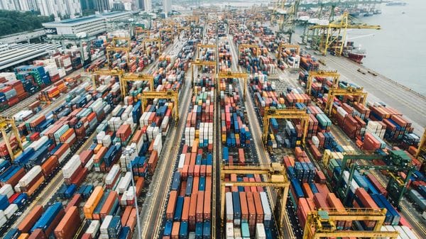 Guerra in Iran, bruciati 2,2 miliardi di export italiano. Bergamo la provincia che soffre di più