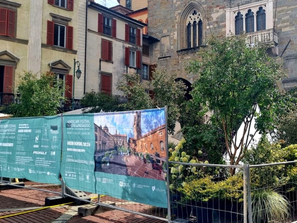In Piazza Vecchia a Bergamo iniziato l’allestimento del Landscape Festival - Foto