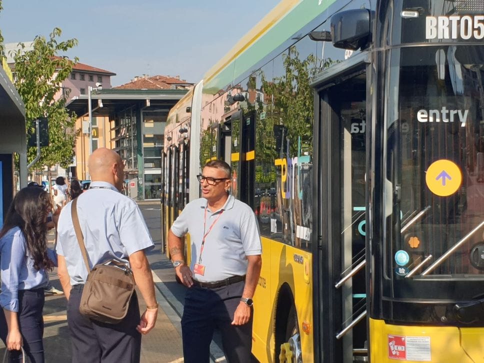 Bergamo-Verdellino, primo giorno di e-Brt: pochi passeggeri e traffico scorrevole - Foto e video