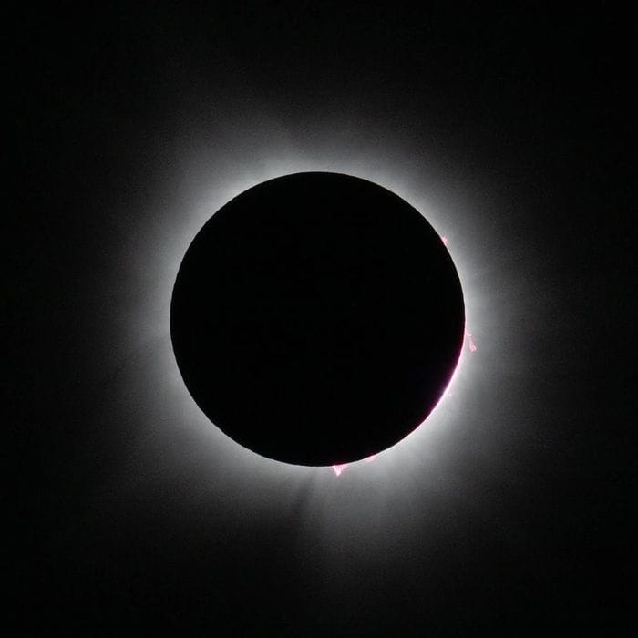 Grande attesa per l’eclissi totale di Sole del 12 agosto  