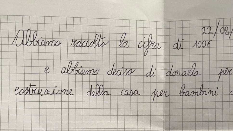 Cento euro per la Casa degli Alpini: a Berzo commuove il gesto di tre bambine