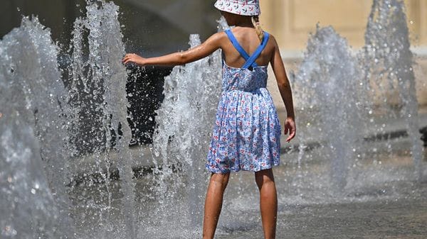 Clima, i bambini più esposti degli anziani allo stress da caldo umido  