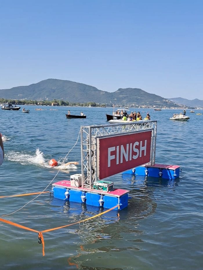 In più di 500 per la Traversata del Lago d’Iseo - Il racconto fotografico