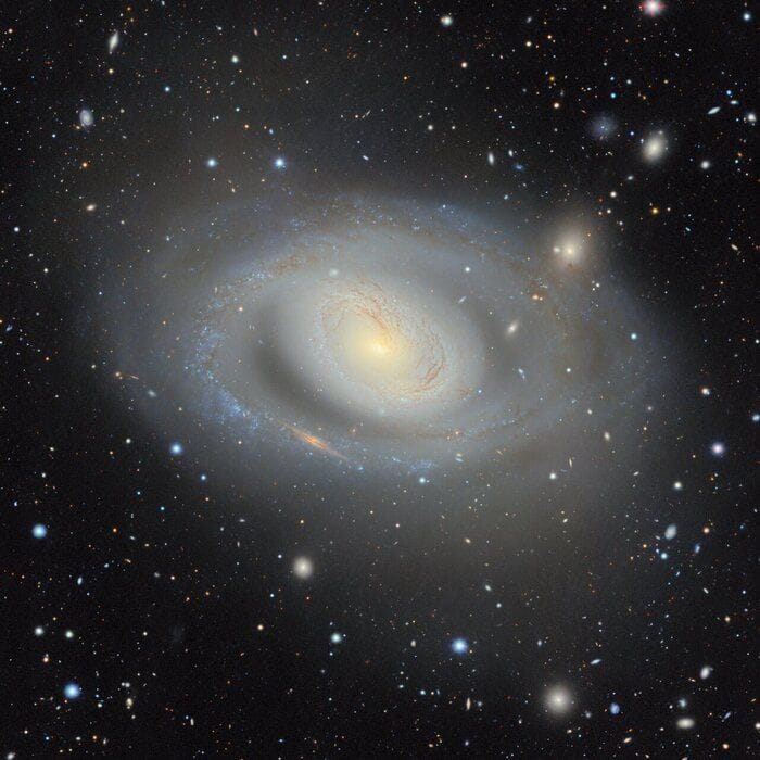 Quasi 4 miliardi di oggetti celesti nella più grande mappa 2D dell'universo