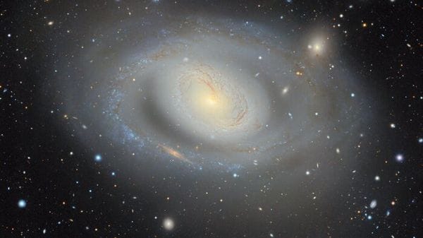 Quasi 4 miliardi di oggetti celesti nella più grande mappa 2D dell'universo