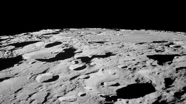 Alle 8:34 del 5 agosto l’impatto sulla Luna di un razzo fuori controllo di SpaceX 