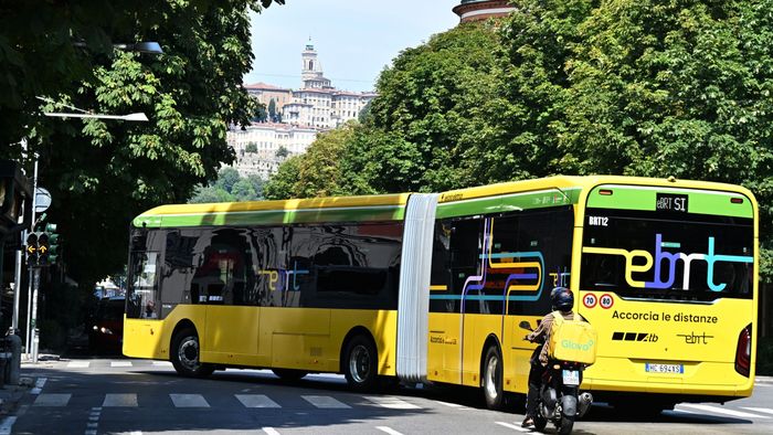 bus elettrici e nuove linee per ridurre traffico ed emissioni