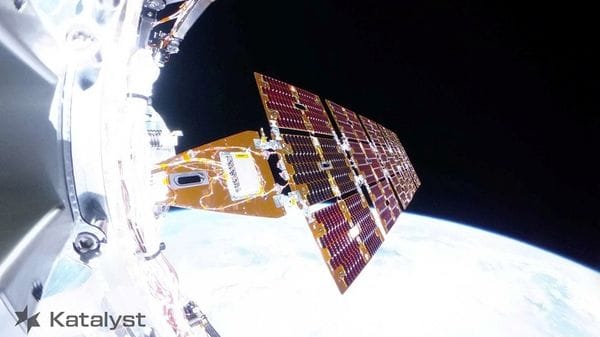 Problemi in orbita per il carro attrezzi spaziale del telescopio Swift