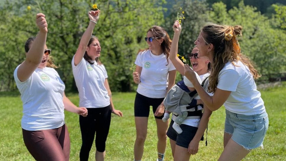 «Furgomamme» tra van e natura: «Insieme vinciamo la solitudine»