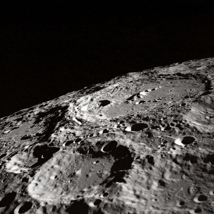 Luna, attesi dati e immagini che confermino l'impatto del detrito 
