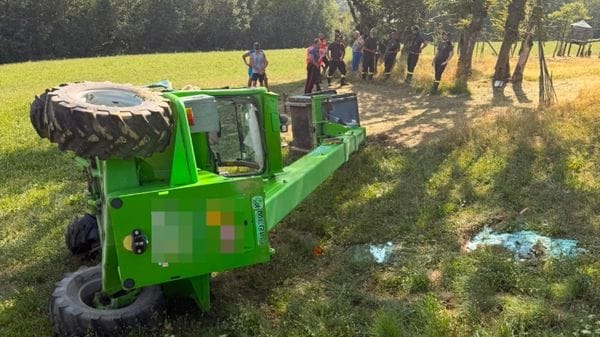 Si ribalta il carrello elevatore: due feriti gravi a Gazzaniga