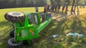 Si ribalta il carrello elevatore: due feriti gravi a Gazzaniga