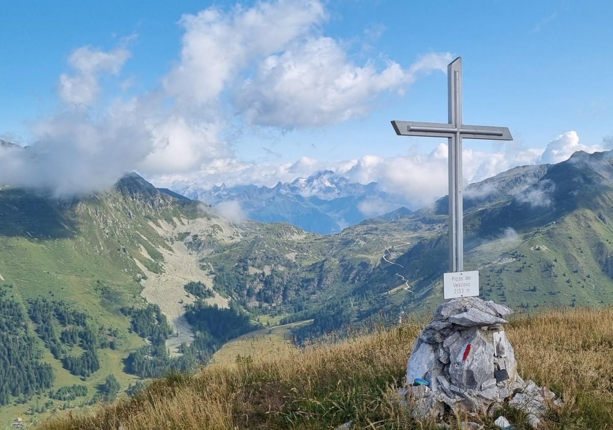 Un trekking tra gli angoli più segreti di Foppolo