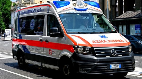 Rogno, malore alla guida: muore camionista
