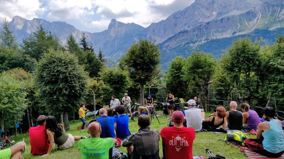 Scarponi, racchette e musica: Roccolando porta il jazz in quota