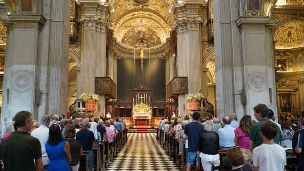 A Bergamo Veglia, Messa e concerti per l’Assunta