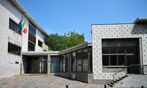 Pavimenti, servizi e infissi nuovi Restyling per le scuole cittadine