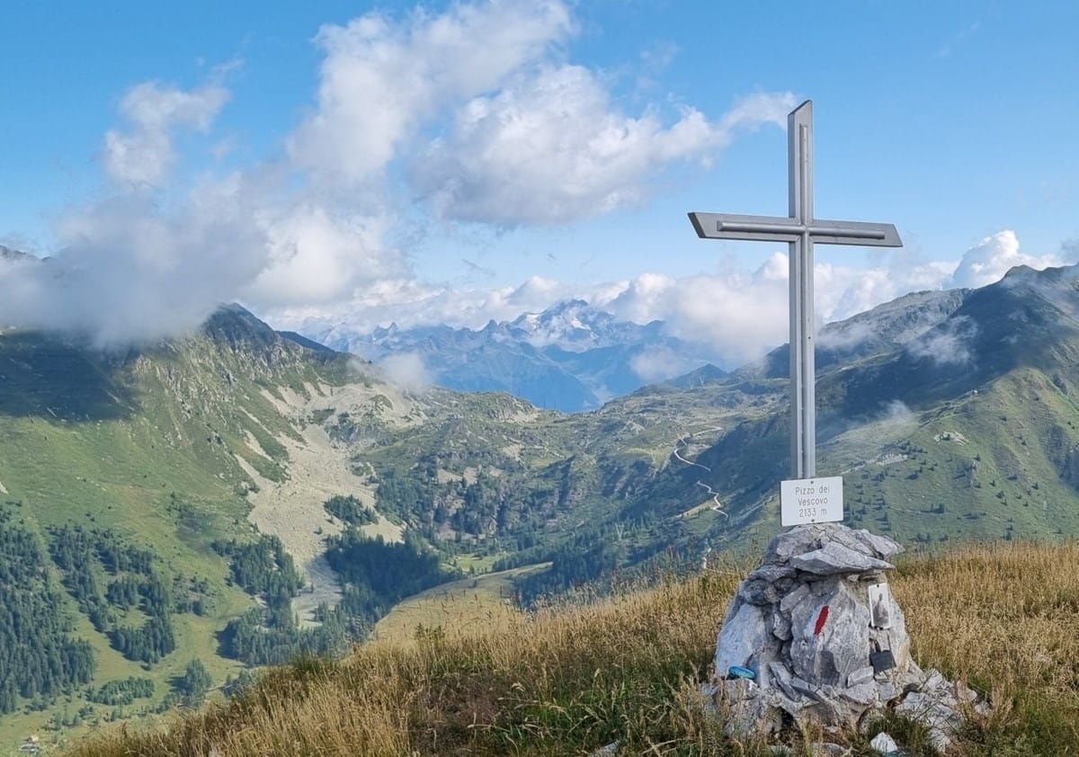 Un trekking tra gli angoli più segreti di Foppolo