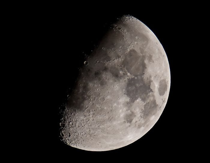 Dalla scienza spaziale l'appello per difendere la Luna