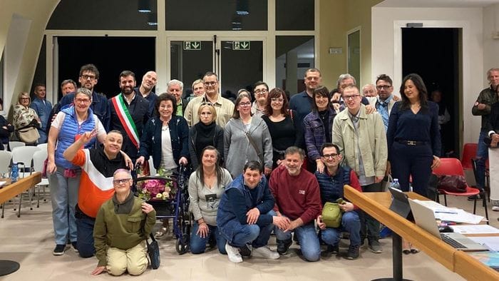 https://storage.ecodibergamo.it/media/photologue/2026/8/9/photos/cache/la-generosita-che-da-tutto-con-semplicita-dallascolto-a-unopportunita-per-lav_b3a153a0-9349-11f1-94d0-c6d48a8fd97f_1920_1080_v3_large_16_9.jpg