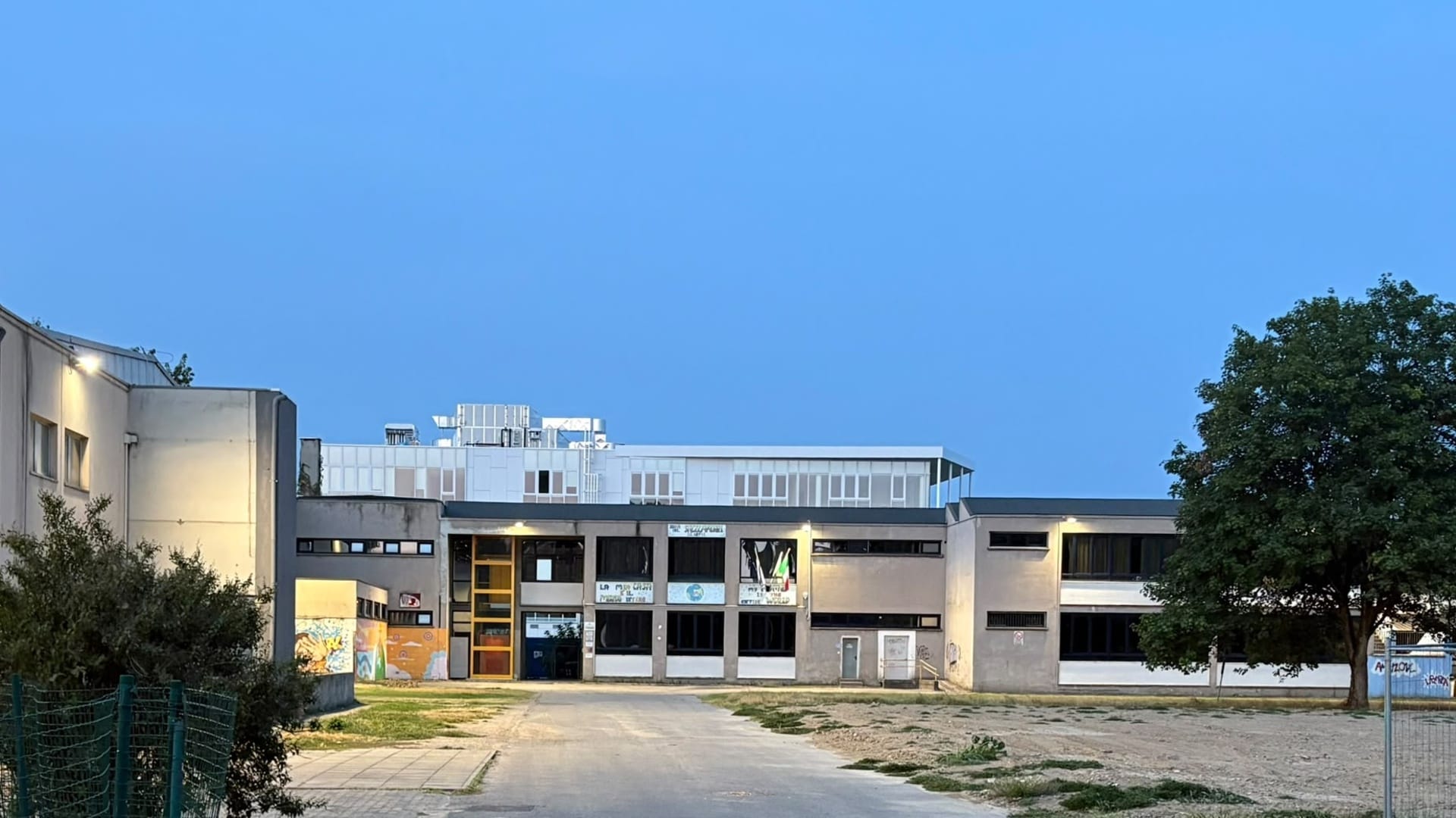 https://storage.ecodibergamo.it/media/photologue/2026/8/9/photos/una-lettera-altera-lumore-del-prof-caudano-e-il-cal_2fd53d70-929f-11f1-94d0-c6d48a8fd97f_1920_1080.jpeg
