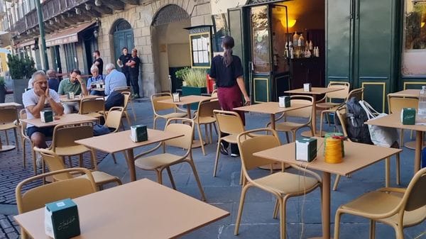 Carico scarico in Città Alta e e un nuovo allestimento in Piazza Vecchia