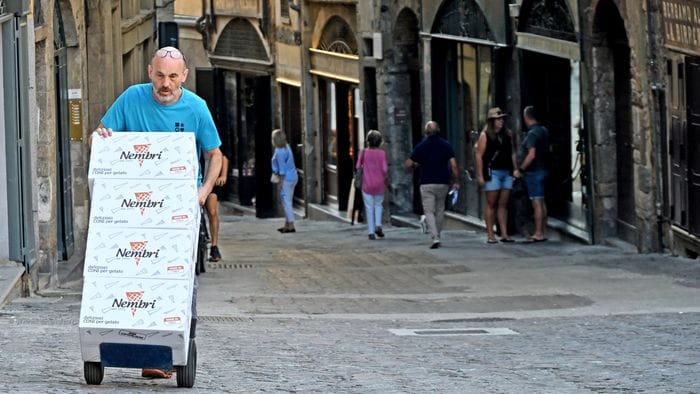 citt224 alta corsarola alleggerita dal carico scarico ma urgono ritocchi foto da Ecodibergamo.it citt224 alta corsarola alleggerita dal carico scarico ma urgono ritocchi foto