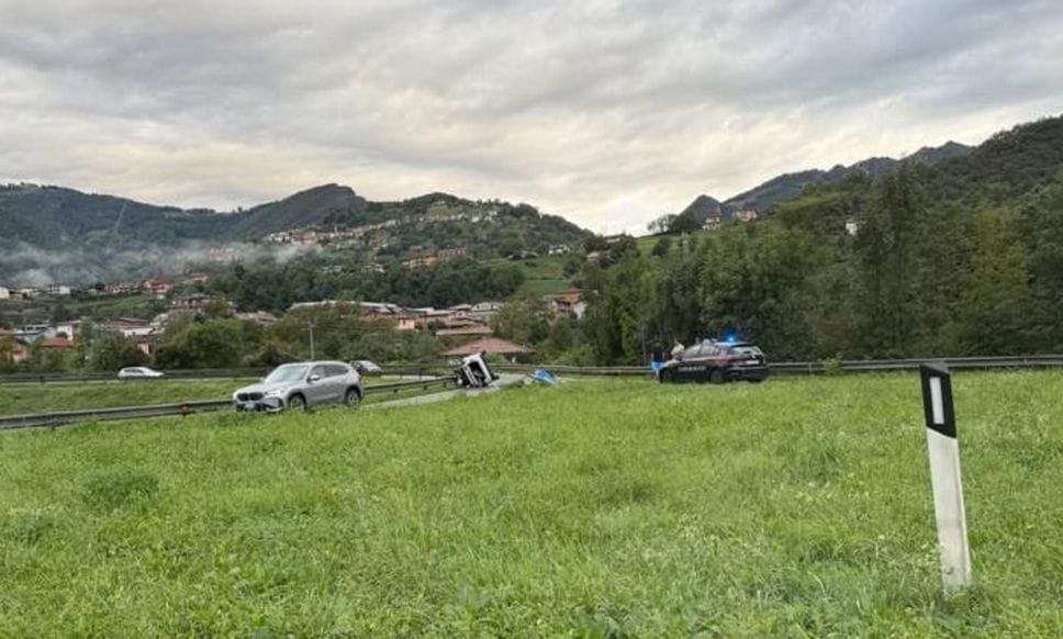 La pioggia è arrivata, allagamenti e disagi sulle strade della Bergamasca - Foto e video