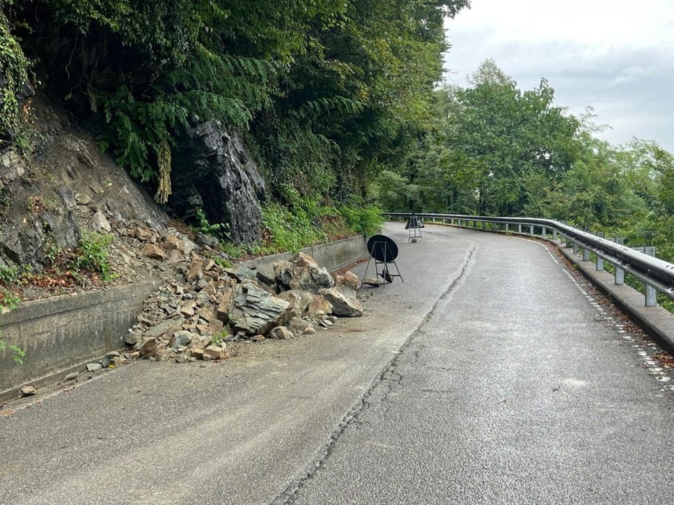 San Giovanni Bianco, frana sulla strada per Monterosso e Cornalita
