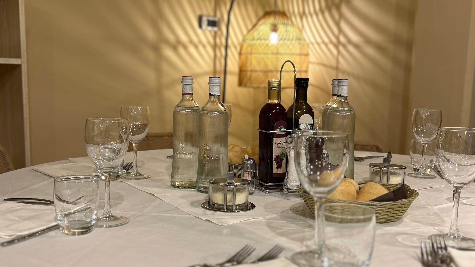 https://storage.ecodibergamo.it/media/photologue/2026/9/10/photos/livello-la-nuova-insegna-a-bonate-sotto-connubio-perfetto-tra-famiglia-tradi_89317d92-aaab-11f1-8045-40f5526b45ff_1920_1080.jpg