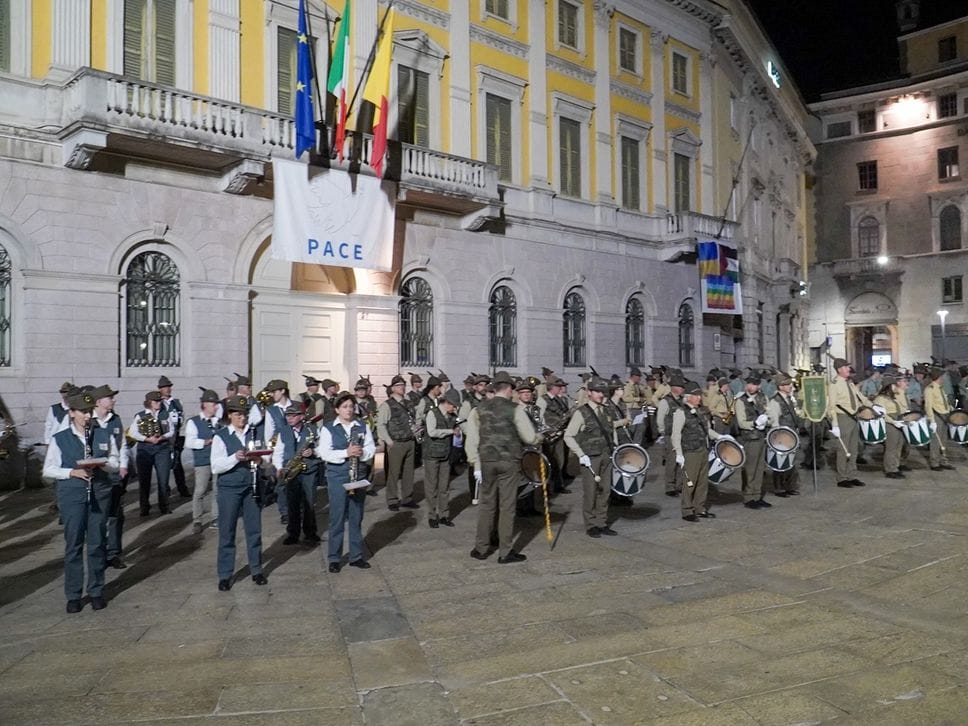 Alpini, esempio di speranza: domenica la grande festa a Bergamo - Foto e video