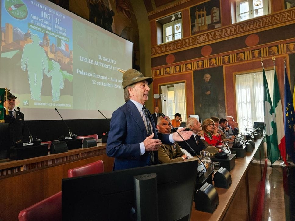 Bergamo in festa con gli Alpini, pronta a candidarsi per la centesima Adunata nazionale nel 2029 - Foto e video