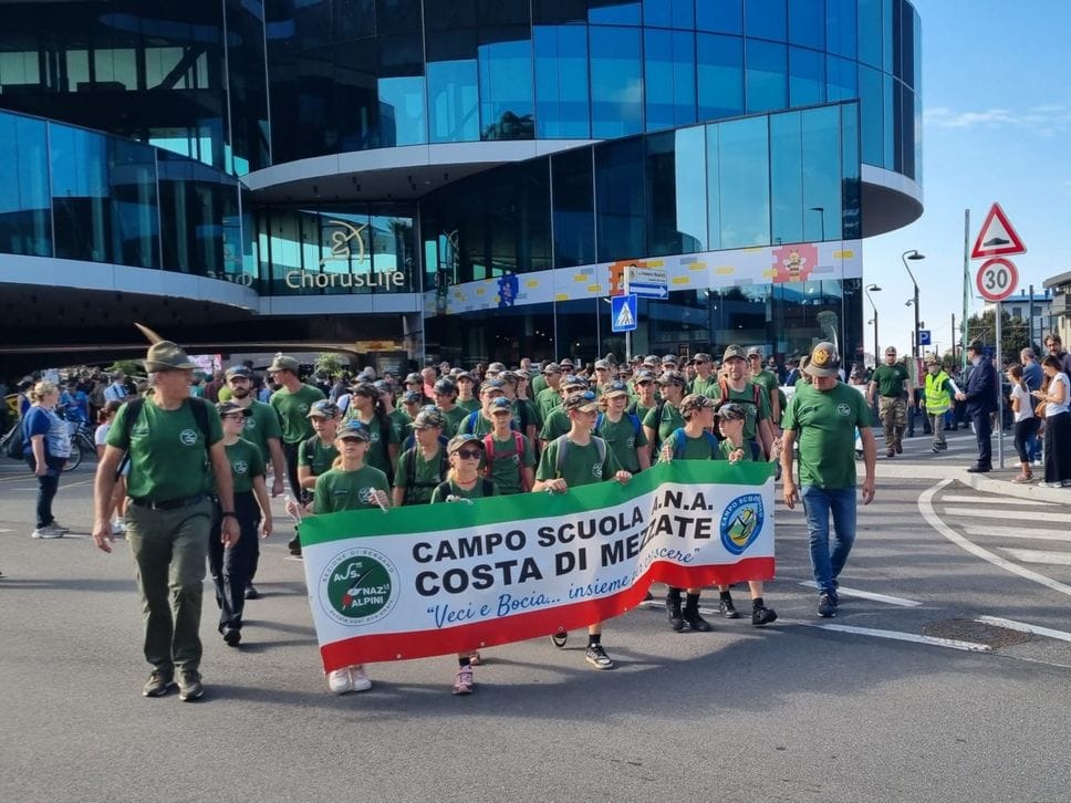 Alpini, Bergamo celebra i 105 anni: la sfilata e la città in festa - Foto