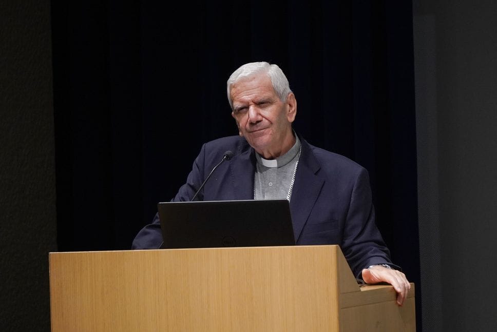 Il Vescovo nella Lettera pastorale: «L’Eucaristia è sorgente, scuola e servizio di pace» 