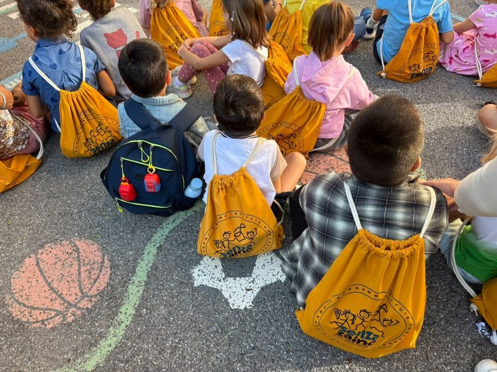 Scuola, prima campanella tra nuove materie e programmi cambiati: in sei anni persi 1.817 bambini - Foto e video