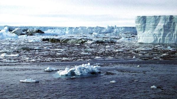 Scioglimento ghiacci Groenlandia e Antartide ha alzato mari di 3 cm