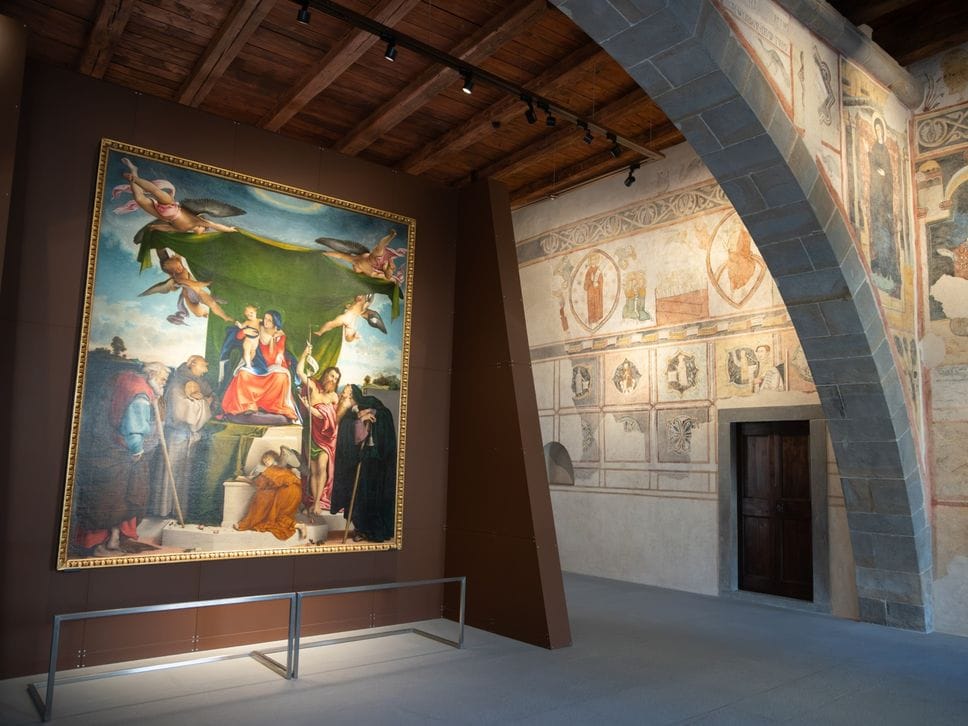 Aula Picta, restaurati gli affreschi del Duecento: tornano i colori originali. Il Vescovo: cuore del Museo Bernareggi - Foto