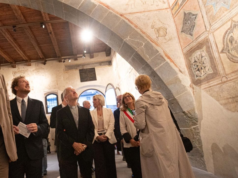 Aula Picta, restaurati gli affreschi del Duecento: tornano i colori originali. Il Vescovo: cuore del Museo Bernareggi - Foto