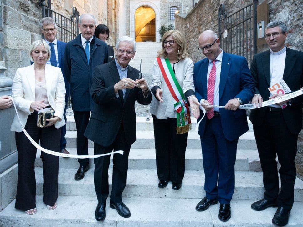 Aula Picta, restaurati gli affreschi del Duecento: tornano i colori originali. Il Vescovo: cuore del Museo Bernareggi - Foto