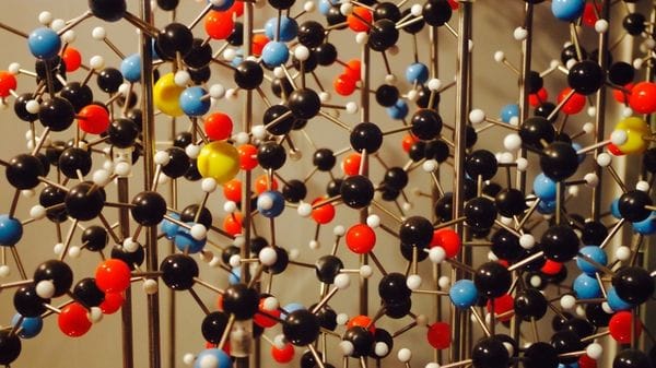 Trovate 12 spie dell'invecchiamento, per nuove terapie