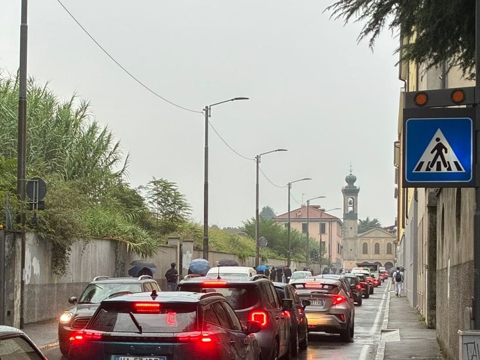 Bergamo, traffico e lunghe code per la pioggia: disagi sulle strade - Foto