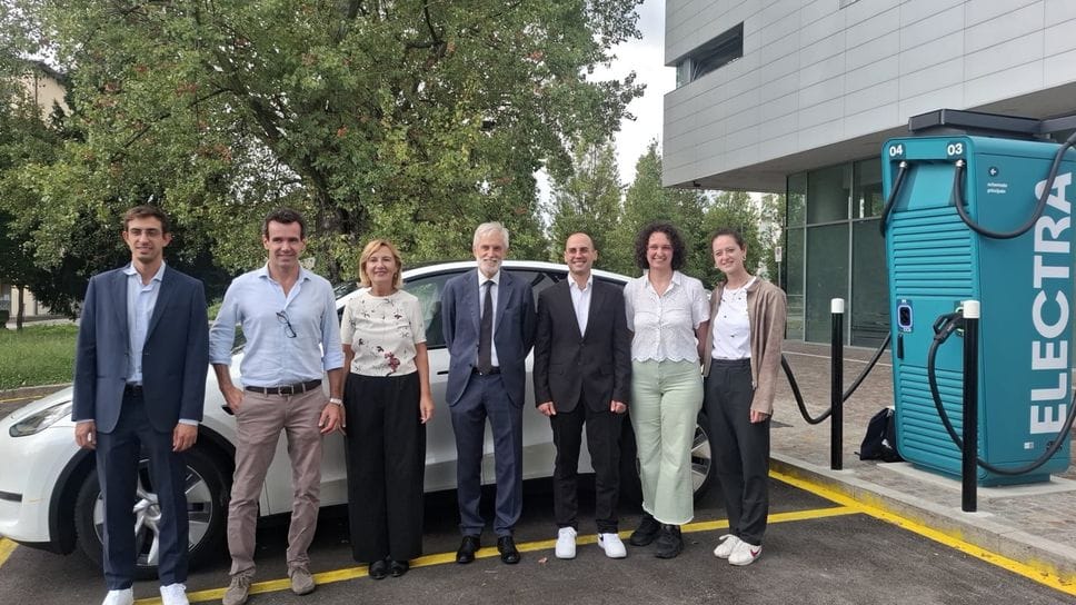 Inaugurato a Bergamo il primo Hub ultrafast di ricarica elettrica