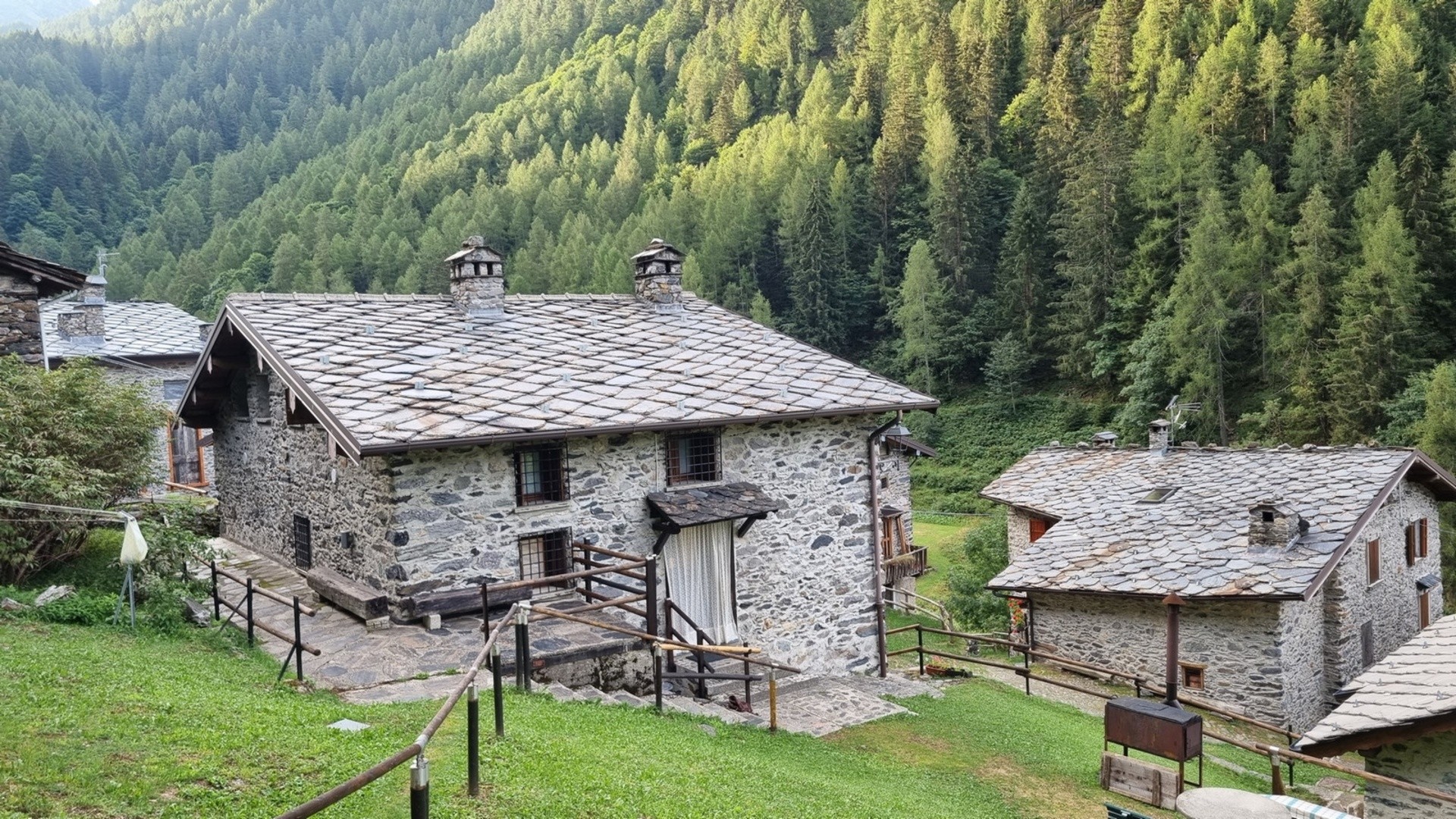 Sui monti Masoni e Venina, tra miniere e sentieri di guerra