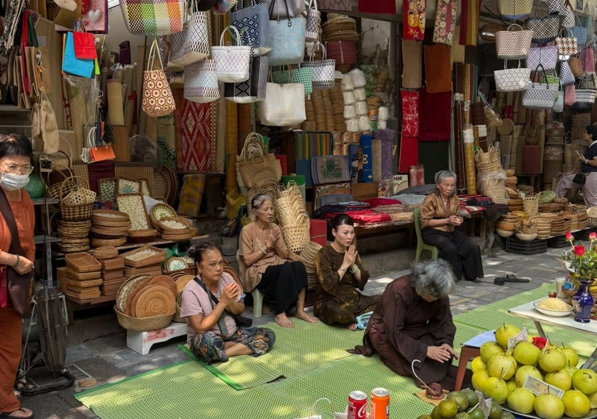 Viaggio in Vietnam, dove tutto corre ma nessuno ha fretta