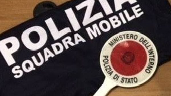 Gemelli di 16 anni indagati per rapine e furti: disposta la comunità