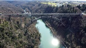 Ponte San Michele, quaranta proposte per il nuovo progetto