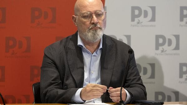 Bonaccini, la Ue intervenga per il distretto della ceramica italiana