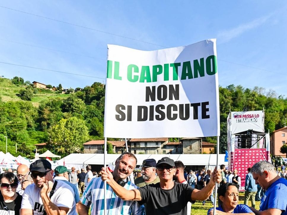 La Lega a Pontida: «Si vince uniti e la Lega è e sarà più unita che mai». Salvini: proporrò un Congresso straordinario a ottobre - Foto